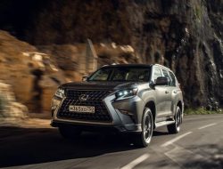 До России добрался Lexus GX с улучшенным интерьером: известны цены