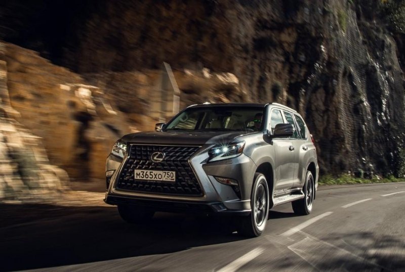 До России добрался Lexus GX с улучшенным интерьером: известны цены