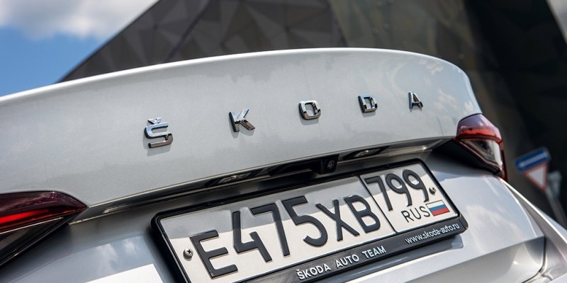 
            Лига чемпионов: сравнительный тест Camry, Kia K5 и Octavia
        