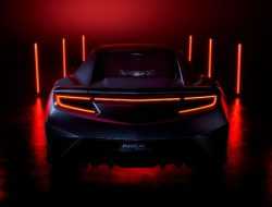 Acura завершит производство NSX самой мощной и быстрой версией суперкара