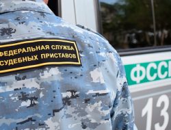 В Москве приставы забрали у водителя Nissan за штрафы на ₽425 тыс.