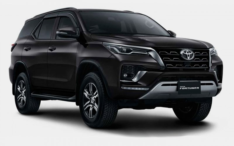 
            У внедорожника Toyota Fortuner появилась новая версия GR Sport
        