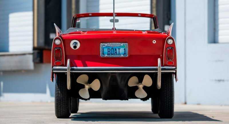 
            Малолитражный кабриолет-амфибию Amphicar выставят на аукцион. Фото
        