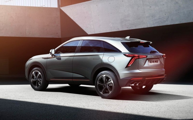
            Haval разработал новый кроссовер на одной платформе с российским Jolion
        