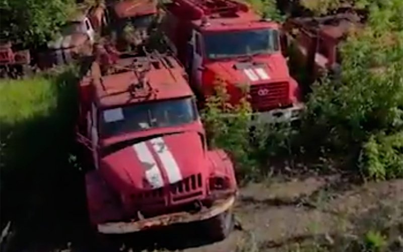 
            В Перми нашли кладбище пожарных машин. Видео
        