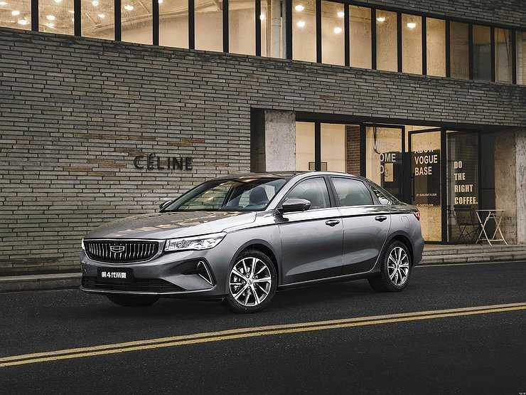 Geely показала недорогой седан Emgrand, который появится и в России