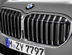 Глава BMW намекнул на скорый дебют флагманского вседорожника