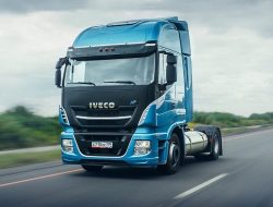 IVECO Stralis проехал 2000 км на одной заправке