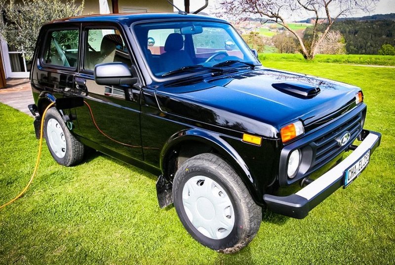 Из Lada Niva сделали электромобиль с запасом хода до 300 километров