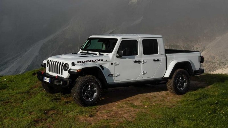 Jeep остановил производство модели Gladiator из-за нехватки чипов
