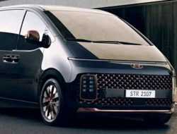Космос Toyota Previa, как предчувствие Hyundai Staria