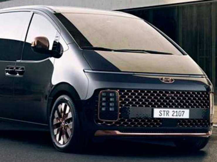 Космос Toyota Previa, как предчувствие Hyundai Staria