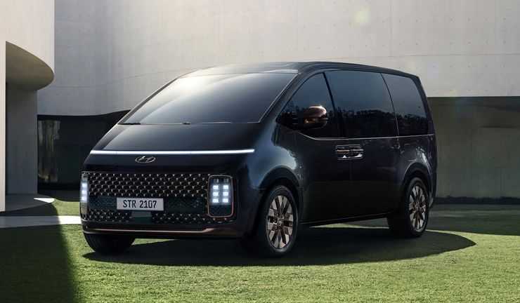 Космос Toyota Previa, как предчувствие Hyundai Staria