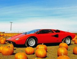 Lamborghini возродит культовую модель Countach
