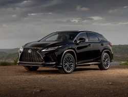 Lexus спешит вывести на рынок новейший RX