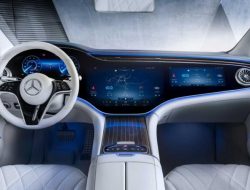 Mercedes-Benz EQS позволит пассажирам играть в тетрис и судоку