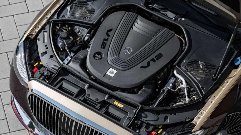 Mercedes-Benz вдвое сократит линейку двигателей внутреннего сгорания