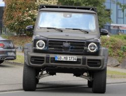 Mercedes-Benz вывел на тесты особый G-Class для серьезного бездорожья