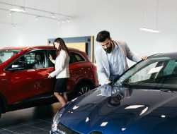 Несмотря на заоблачные цены, автопродажи в России выросли на 30%