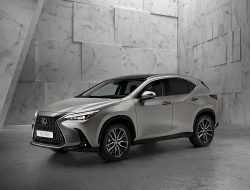 Новейший Lexus NX уже можно заказать в России