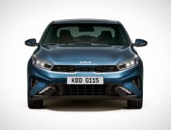 Объявлена дата запуска продаж обновленного Kia Cerato в России