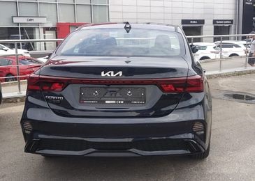 Обновленный Kia Cerato поступил к российским дилерам