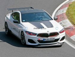 Окровавленная BMW M8 «попалась» на трассе
