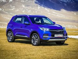 Пять автобрендов подняли цены в России за выходные