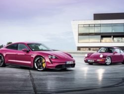 Porsche Taycan нарастил запас хода и получил новые цвета кузова