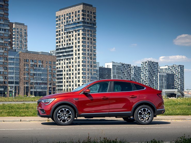Renault Arkana: доступный, не значит бедный