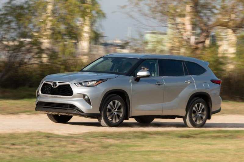 Toyota подняла цены в России на 11-108 тысяч рублей