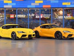 Toyota показала полноразмерную копию Supra из конструктора Lego