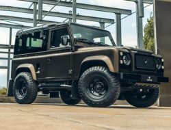 В Нидерландах построили идеальный рестомод классического Land Rover Defender