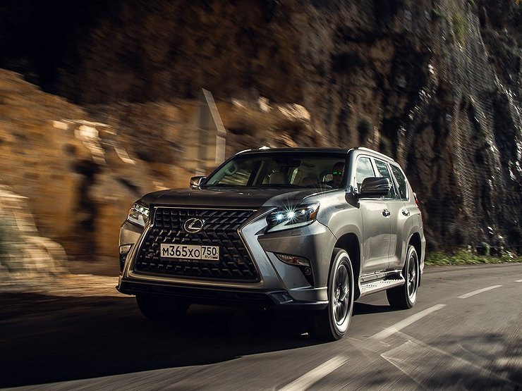 В России открылись продажи нового Lexus GX460