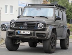 В сети появились шпионские фото особого Mercedes-Benz G-класса