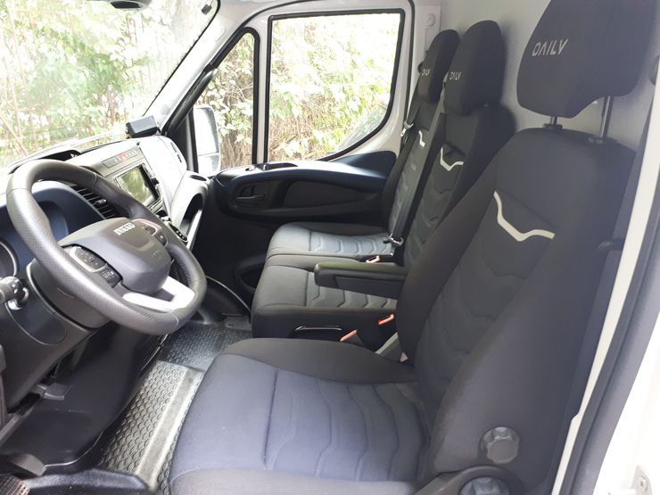 Веселящий газ: первый тест-драйв обновленного IVECO Daily