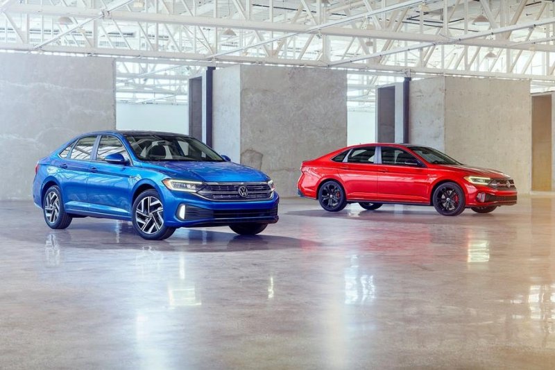 Volkswagen Jetta обновилась и получила мотор от Taos