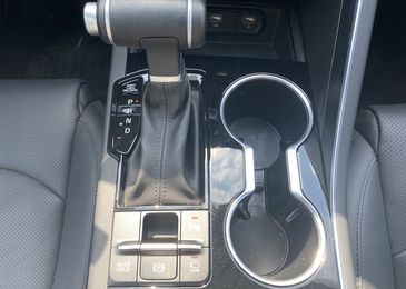Вырви глаз: сравнительный тест-драйв Mazda6 и Kia K5