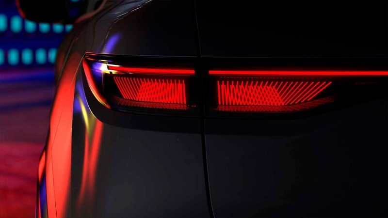 
            Renault выпустила серийную версию кроссовера Megane
        