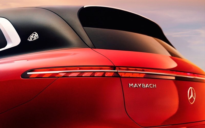 
            Mercedes показал новый большой кроссовер Maybach
        