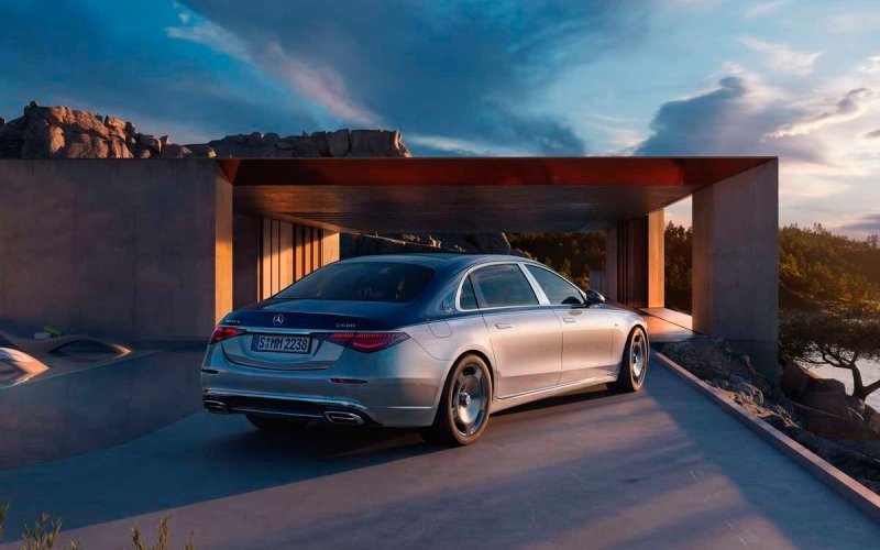 
            Maybach отметил 100-летие выпуском роскошного S-Class в мотором V12
        