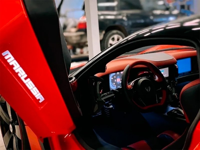 
            Российский спорткар Marussia выставили на продажу за 16,5 млн рублей
        