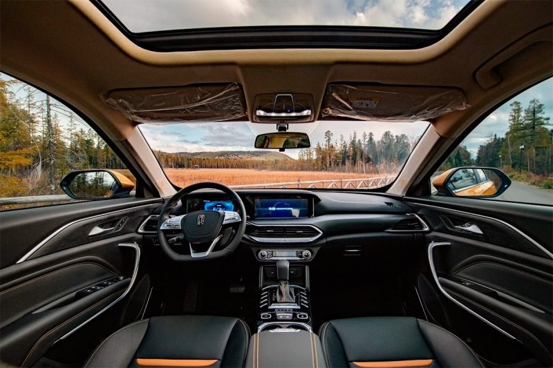 
            FAW сертифицировал в России новый кроссовер размером с Toyota RAV4
        