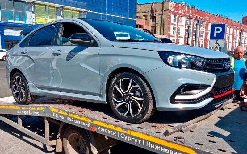 
            Спортивный седан Lada Vesta Sport привезут в Японию
        