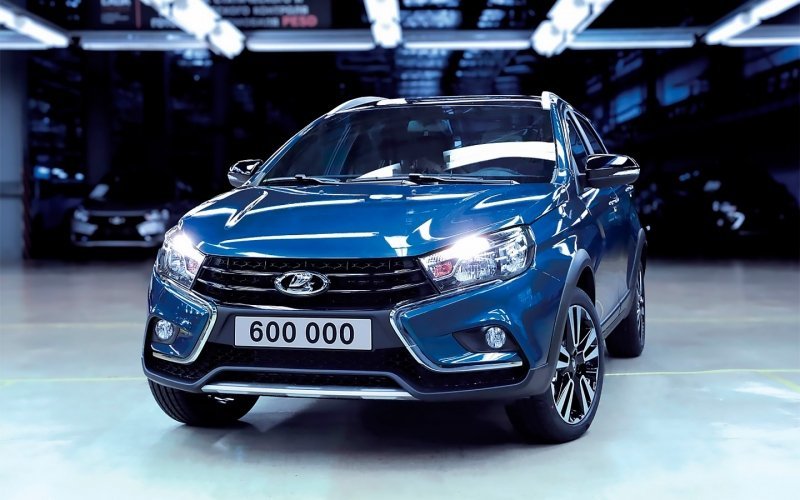 
            АвтоВАЗ отправит в Белоруссию Lada Vesta под номером «600 000»
        