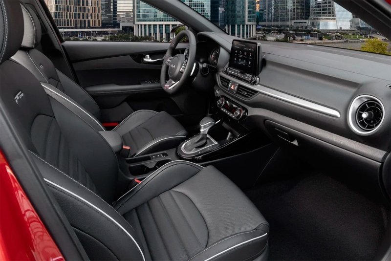 
            Цифровая ретушь. 5 фактов о новом Kia Cerato
        