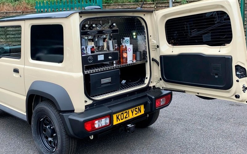
            Suzuki Jimny превратили в мобильную кофемашину. Фото
        