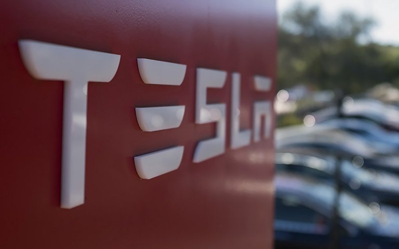 
            Tesla запатентовала лазерные «дворники»
        