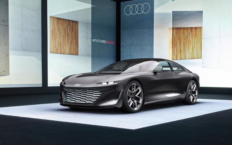 
            Audi показала Grandsphere с распашными дверьми. А еще он больше A8
        