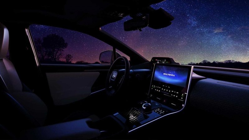 
            Subaru рассекретила дизайн нового кроссовера
        
